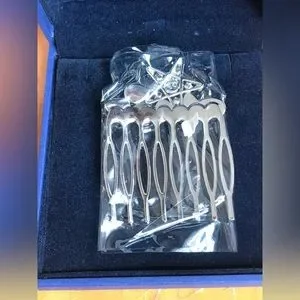 Swarovski | Accessories | Swarovski Bailee Comb Hair Pin  display picture 1